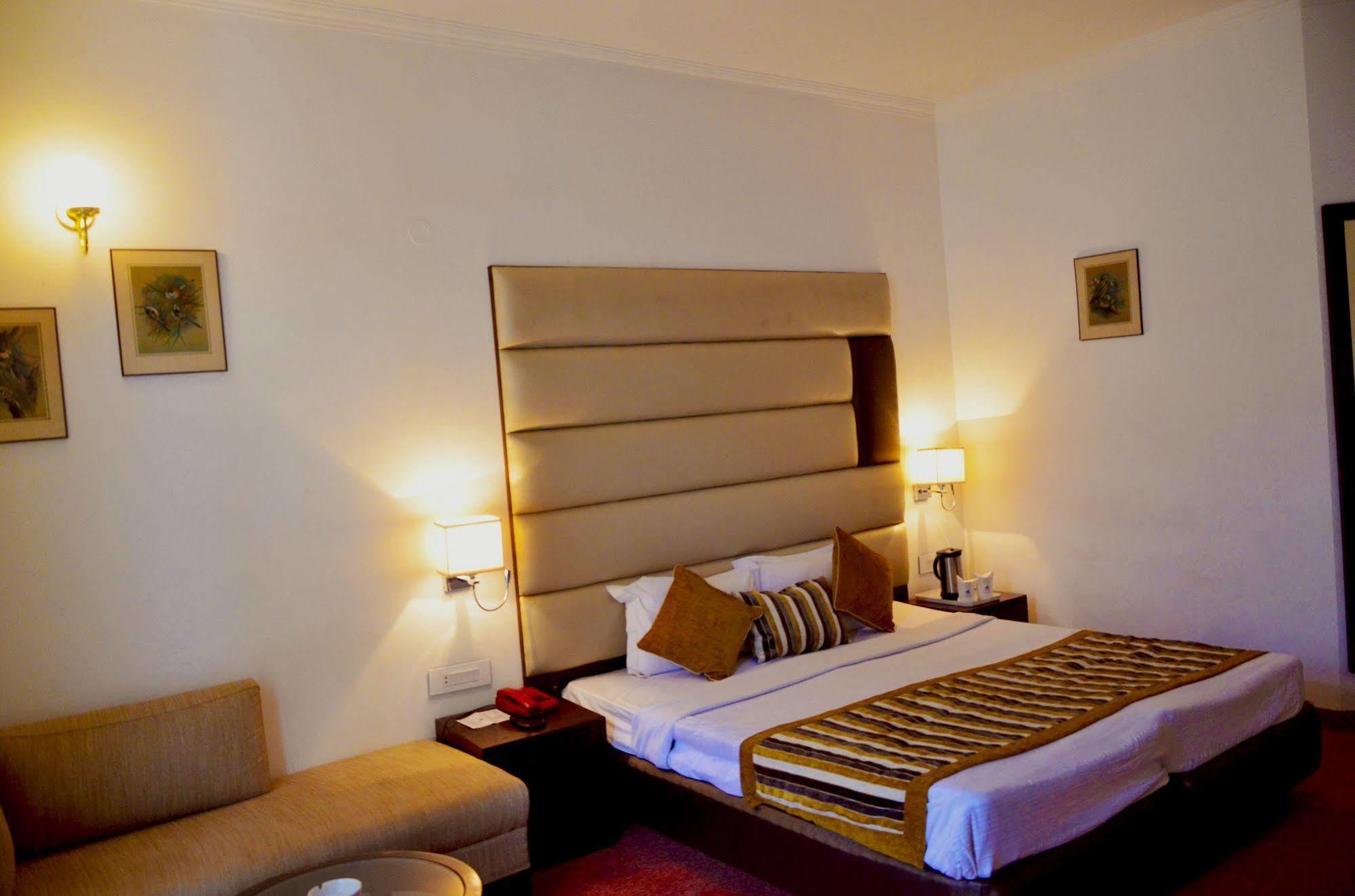 Hotel Manali Heights Exterior foto